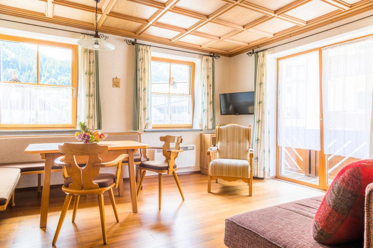 Pension Appartements Gabriele Bad Gastein Exteriör bild